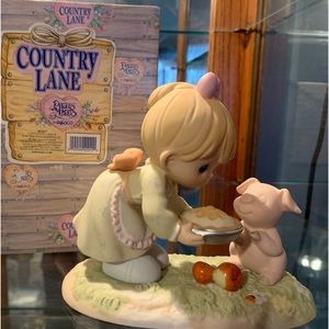 Country Lane you’re just as sweet as pie